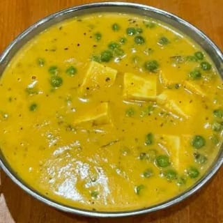 Matar Paneer