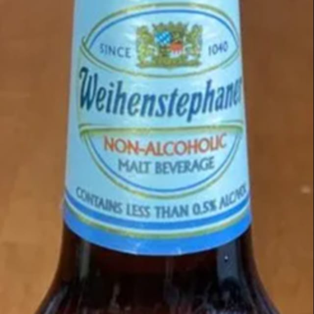 Weihenstephaner Hefeweizen Beer.